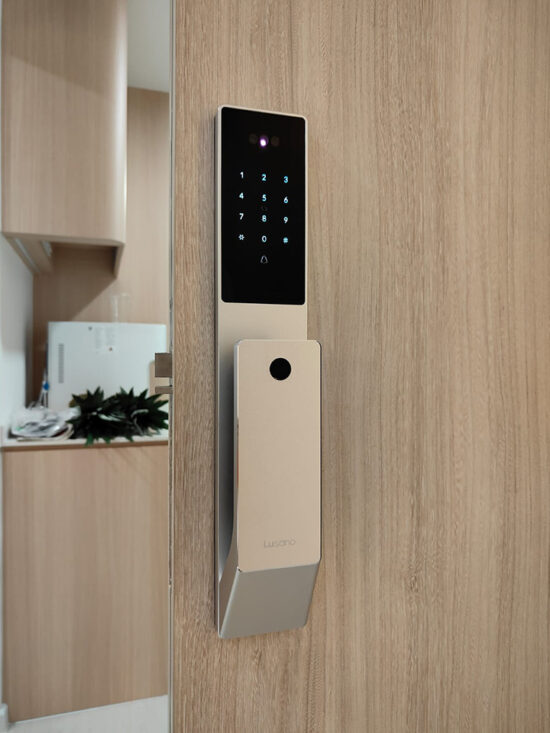 Lusano-Space-X-Smart-Door-Lock-Titanium-Cool-White