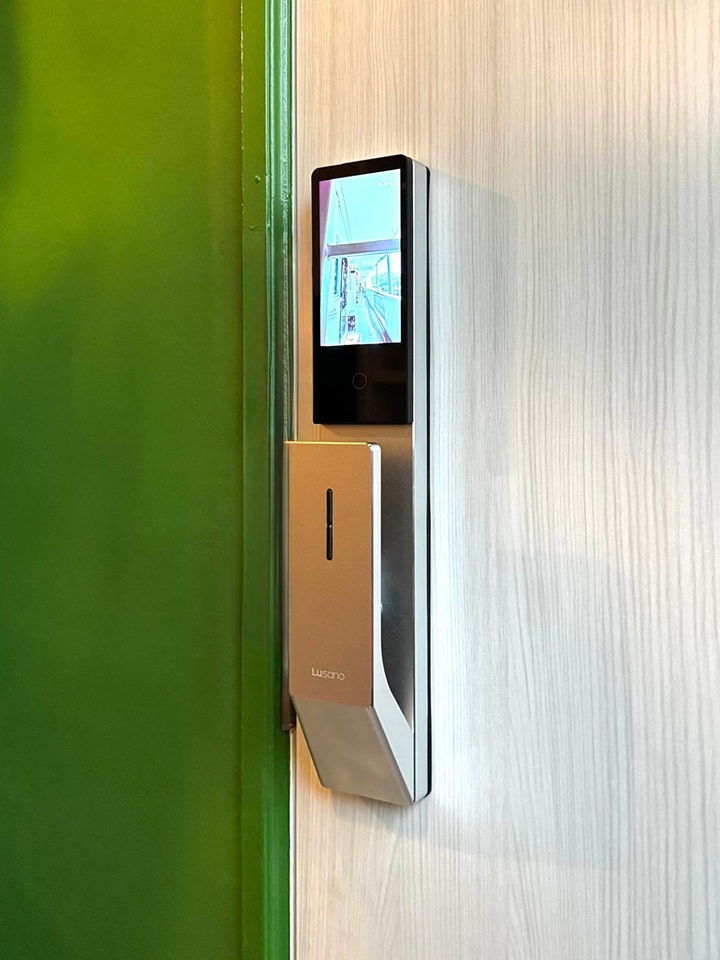 Lusano-Space-X-Smart-Door-Lock-Titanium-Cool-White