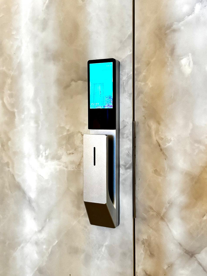 Lusano-Space-X-Smart-Door-Lock-Titanium-Cool-White