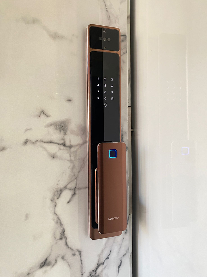 Lusano-Ultra-Slim-Digital-Lock-Coffee-Brown