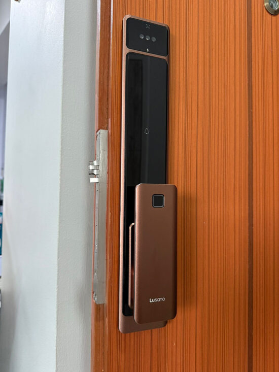 Lusano-Ultra-Slim-Digital-Lock-Coffee-Brown