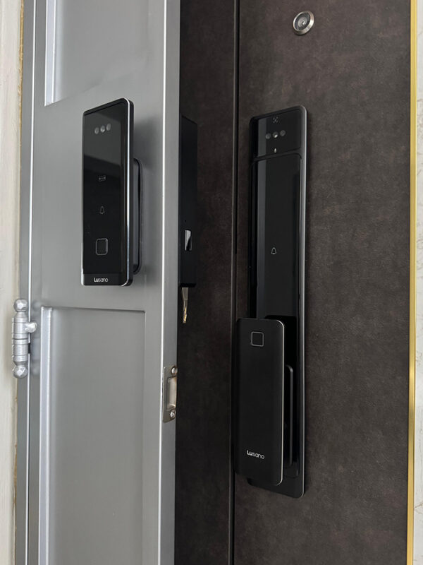 Lusano-Ultra-Slim-Digital-Lock-Galaxy-Black