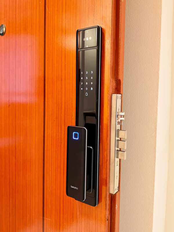Lusano-Ultra-Slim-Digital-Lock-Galaxy-Black
