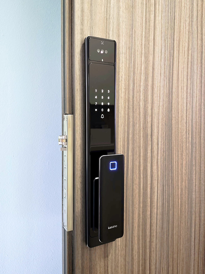 Lusano-Ultra-Slim-Digital-Lock-Galaxy-Black