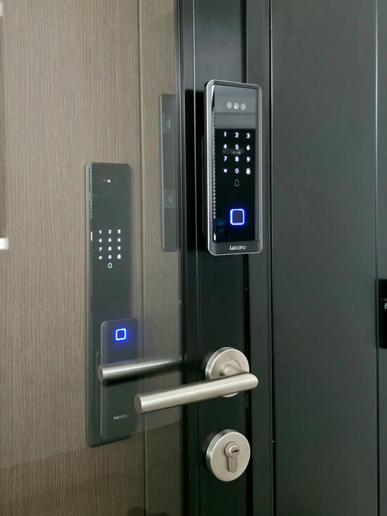 Lusano-Ultra-Slim-Digital-Lock-Galaxy-Black