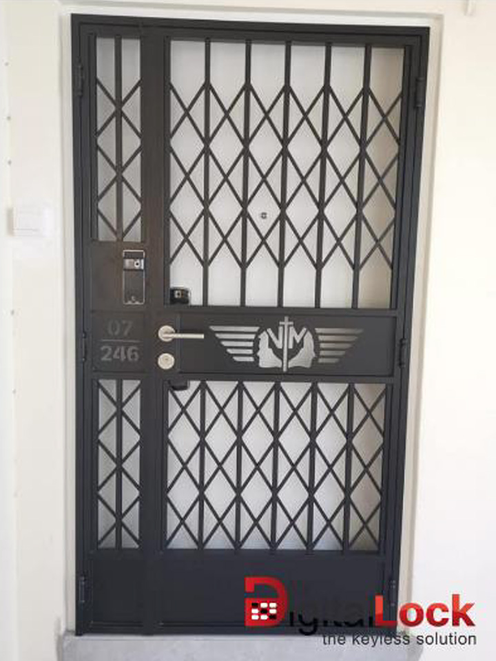 Kato Mild Steel Gate - Limited Edition Panda Fortune Gate