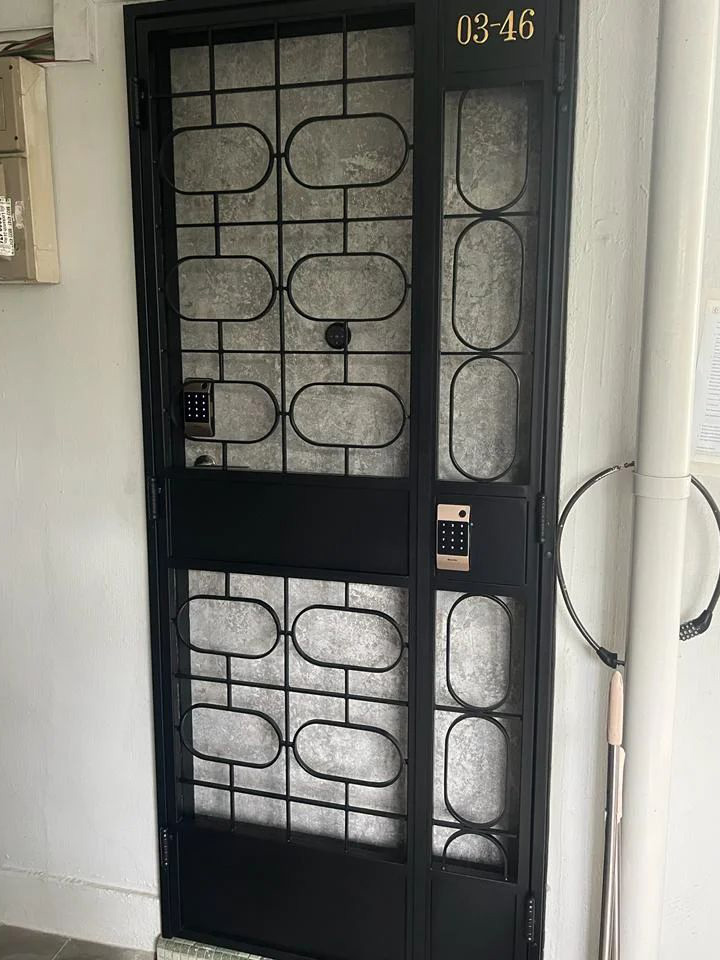 Mild Steel Gate - Retro Design
