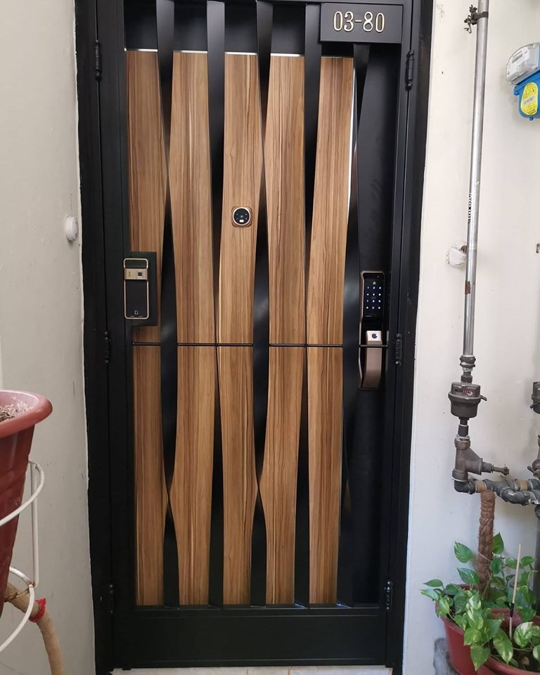 Mild Steel Interior Designer HDB Gate 3×7 feet