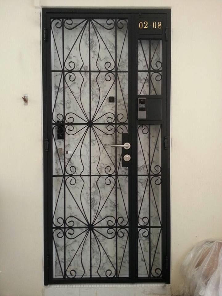 Mild Steel Interior Designer HDB Gate 3×7 feet