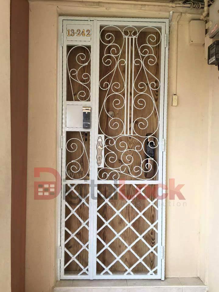 Mild Steel Interior Designer HDB Gate 3×7 feet
