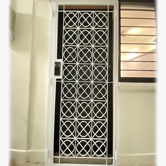Retro HDB Mild Steel Gate 3×7 Feet Retro HDB Mild Steel Gate 3×7 Feet