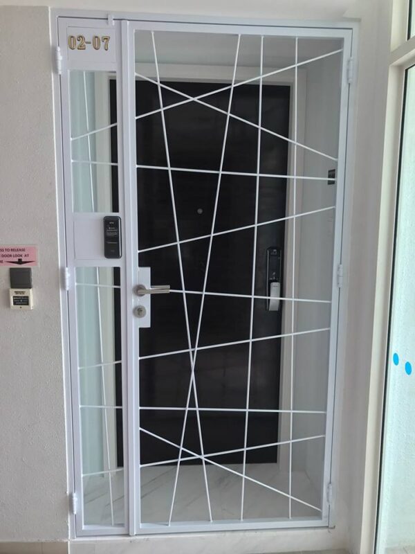 Mild Steel Interior Designer HDB Gate 4×7 feet
