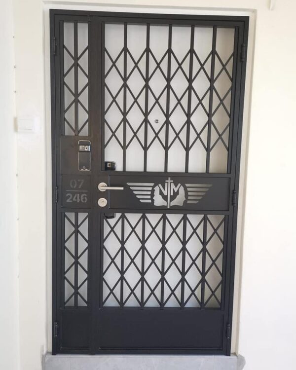 Mild Steel Interior Designer HDB Gate 4×7 feet