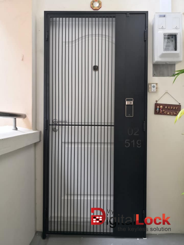 Mild Steel Interior Designer HDB Gate 4×7 feet