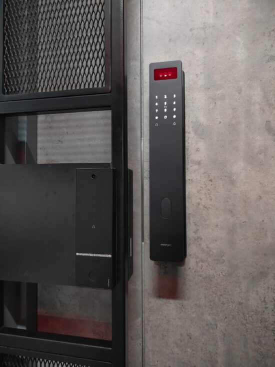 Moorgen-T50-Digital-Lock-Installation