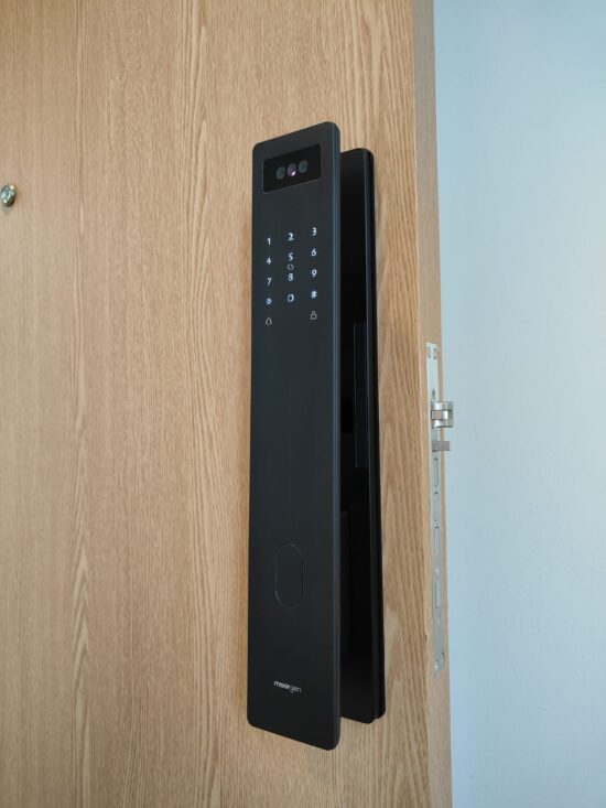 Moorgen-T50-Digital-Lock-Installation