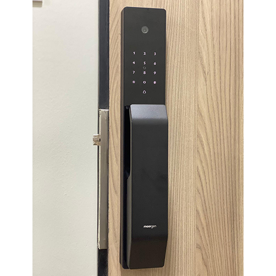 My-Digital-Lock-T9-Swarovski-Crystal-Digital-Lock