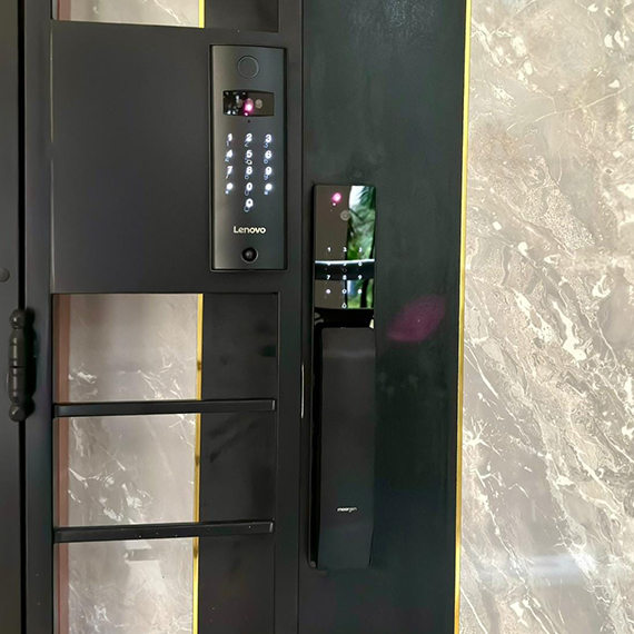 My-Digital-Lock-T9-Swarovski-Crystal-Digital-Lock