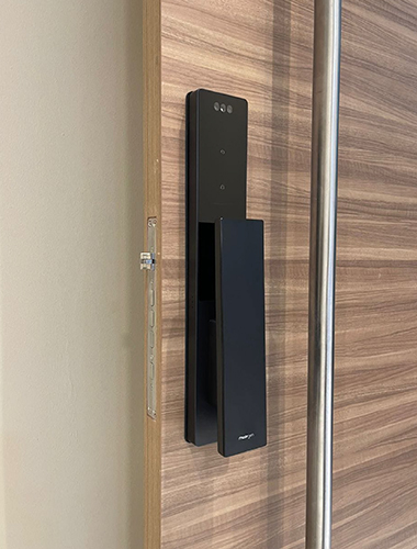 My-digital-lock-Moorgen-T5-Swarovski-Crystal-Push-Pull-Digital-Lock