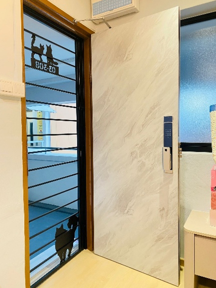My-Digital-Lock-HDB-Door-Frame