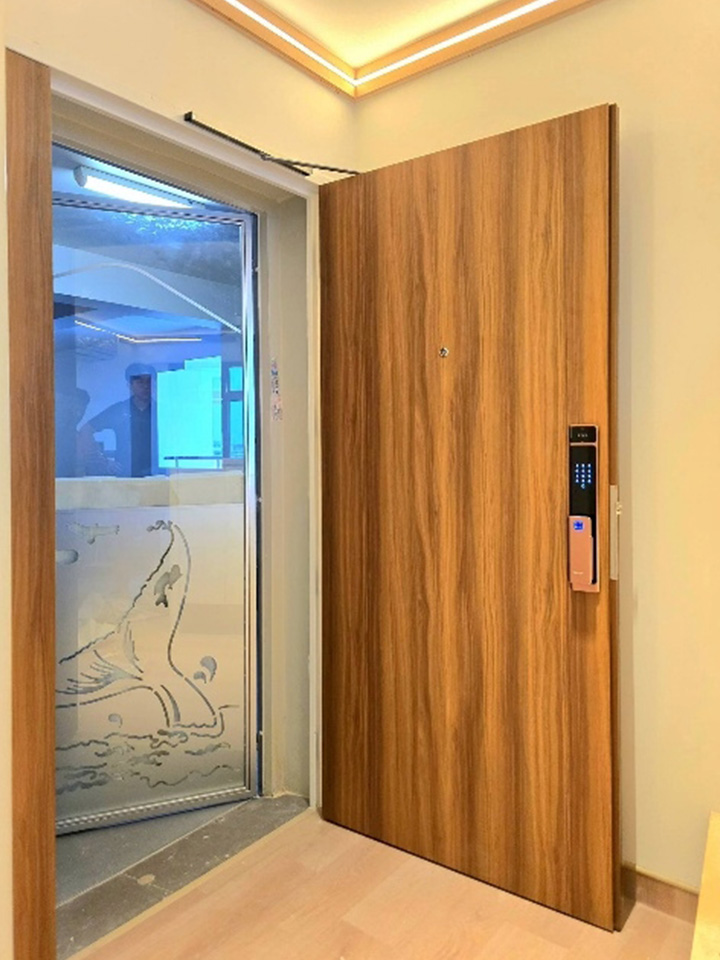 My-Digital-Lock-HDB-Door-Frame