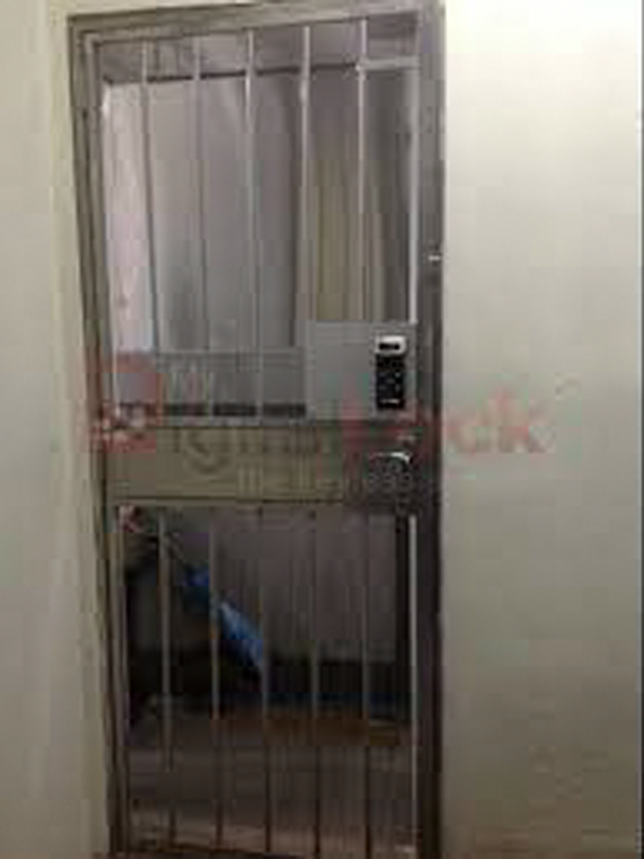 Simple Stainless Steel Gate Design
