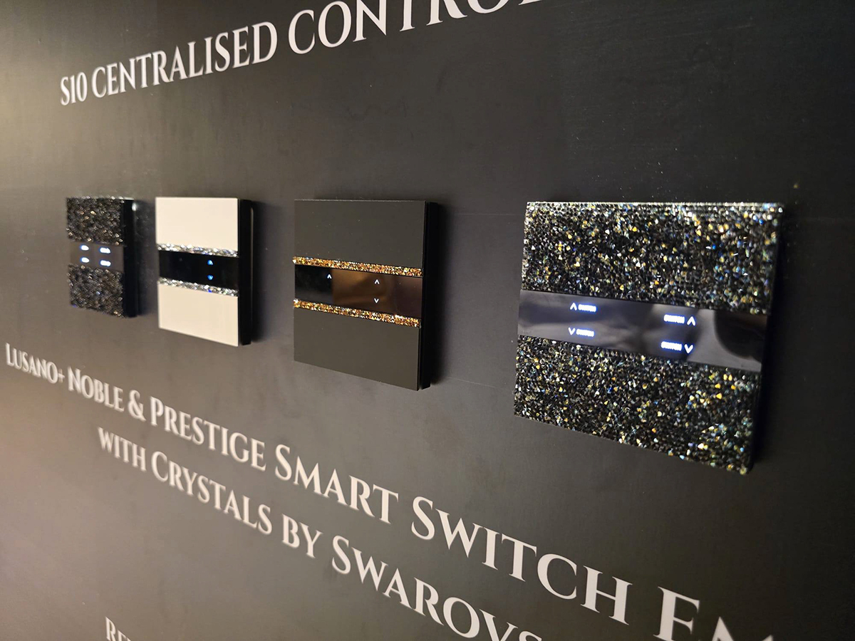 Lusano Smart Switch with Swarovski Crystals